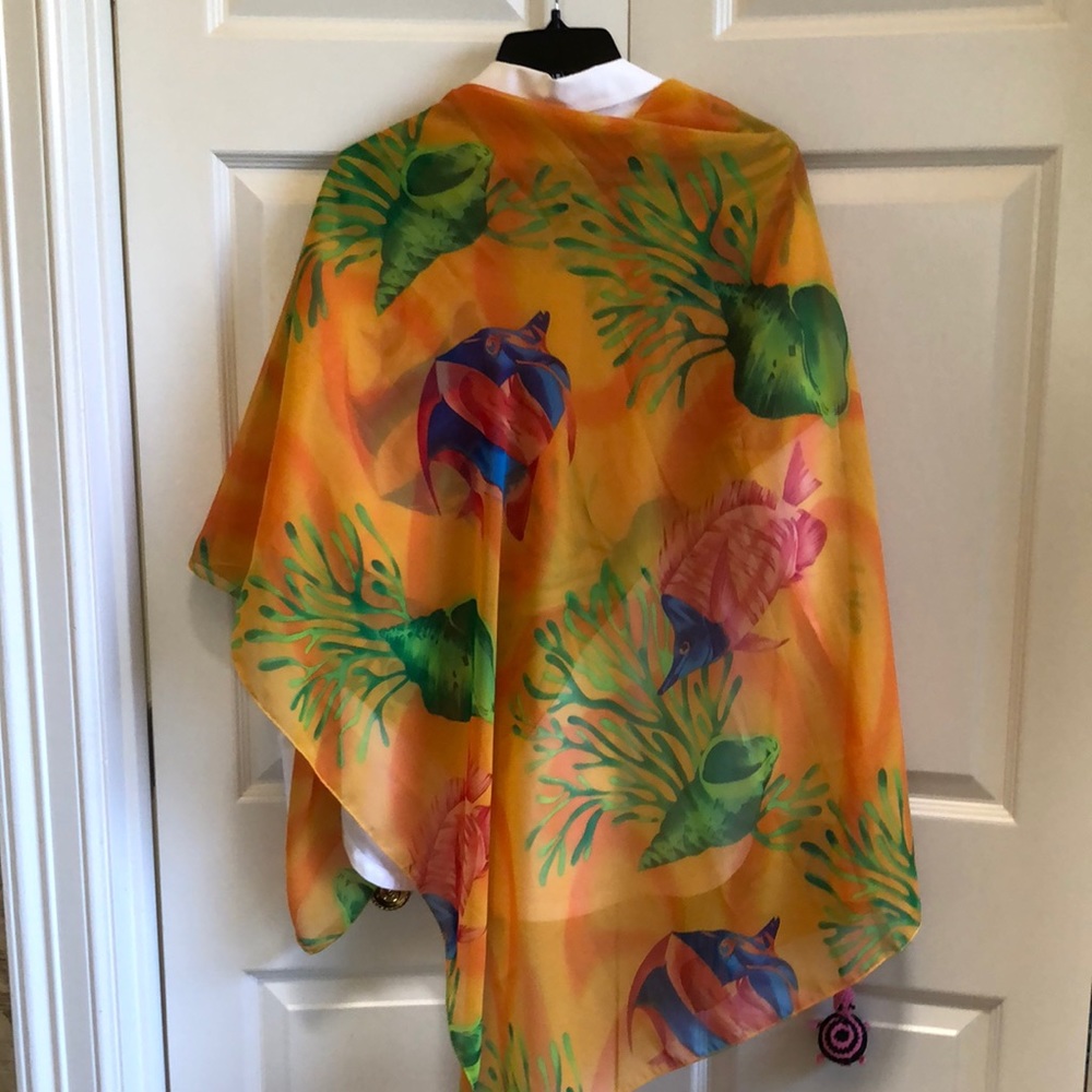 Multi color multi use silk scarf can be used around your shoulders or waist